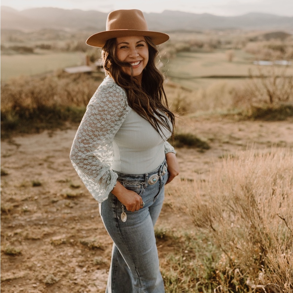 Meet your Posher, Kimberly